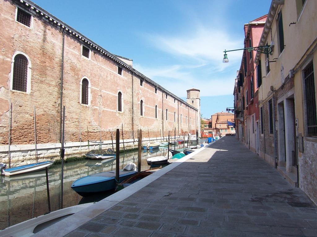 Biennale Apartment Venice Phòng bức ảnh