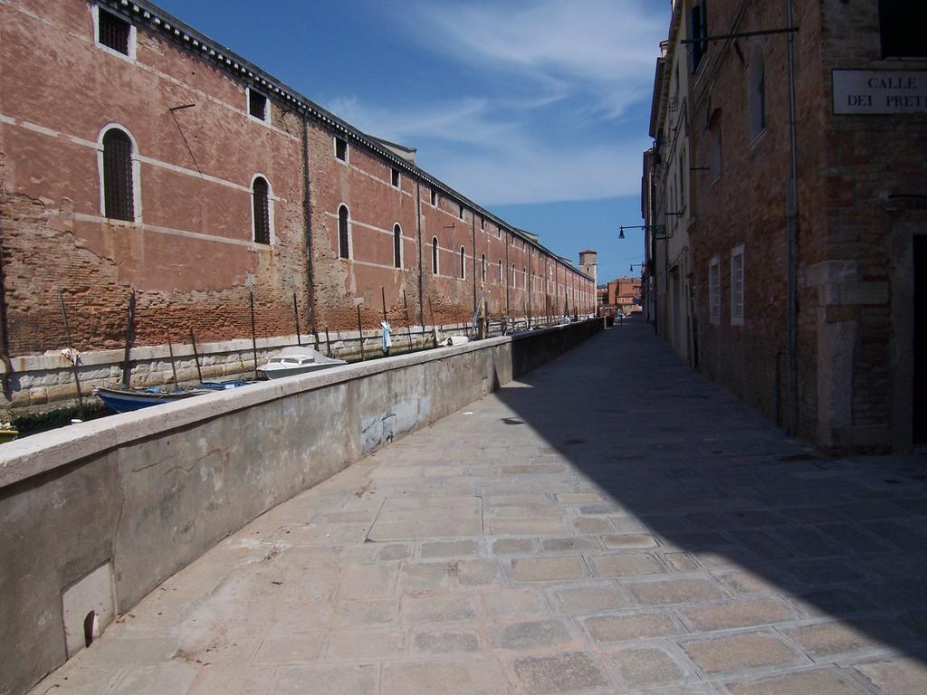 Biennale Apartment Venice Phòng bức ảnh